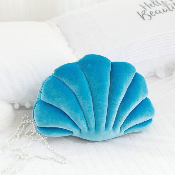Shell-Shaped Pillow Cushion – Soft Plush Nap Pillow & Decorative Doll